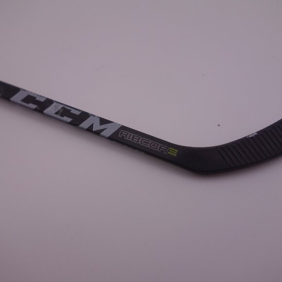 Tim Hortons Nathan MacKinnon Frameworth Sports Marketing Mini Stick with Box - Picture 12 of 16